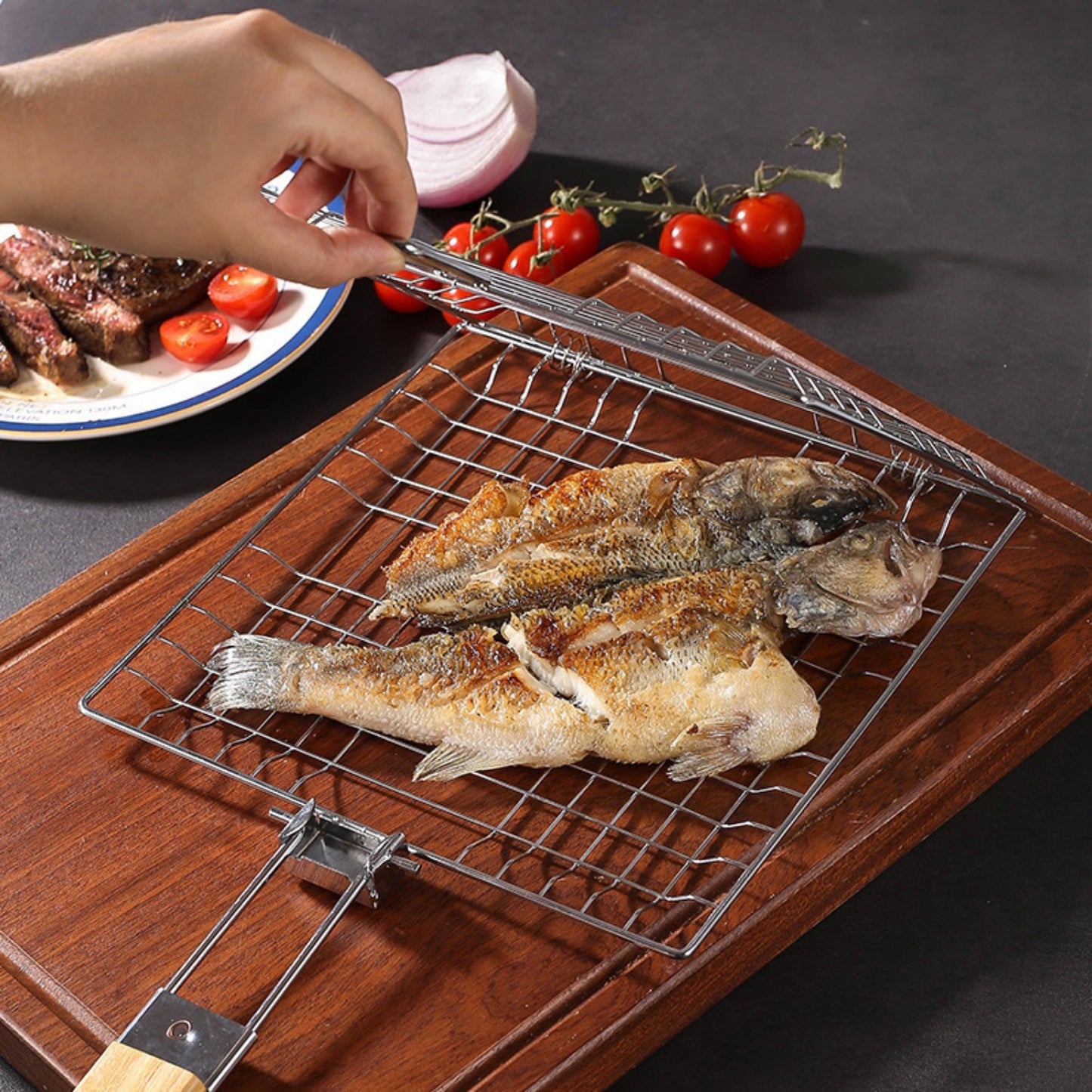 FLIPBASKET – Cast Iron Grilling Basket for Secure Flipping & Even Cooking