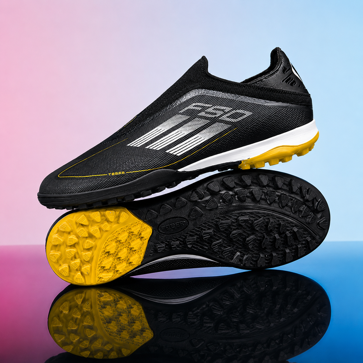 ELITEKIX – Soccer Cleats for Precision Movement and Powerful Strikes