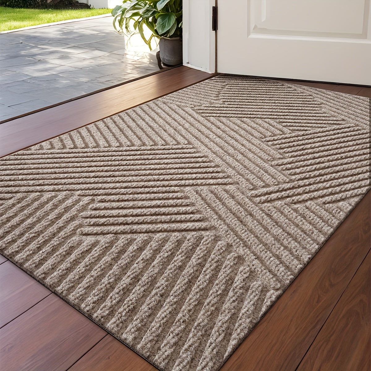HOMEHORIZON - Geometric Striped Doormat Non-Slip Entrance Rug