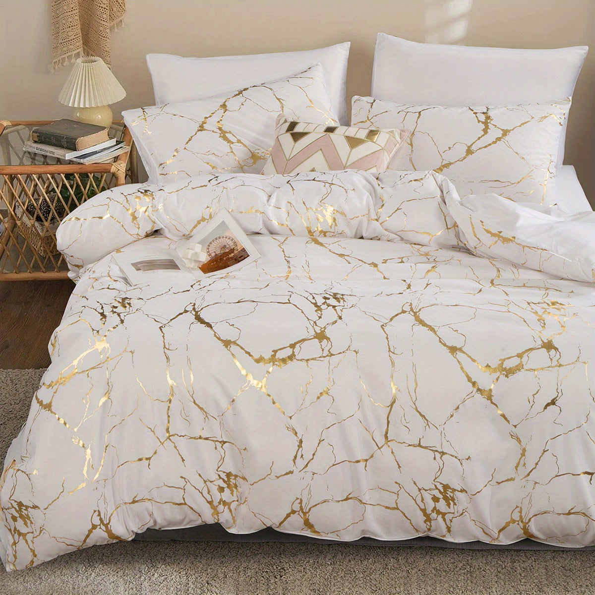 GOLDSHIM – Classic Golden Foil Texture Bedding Set