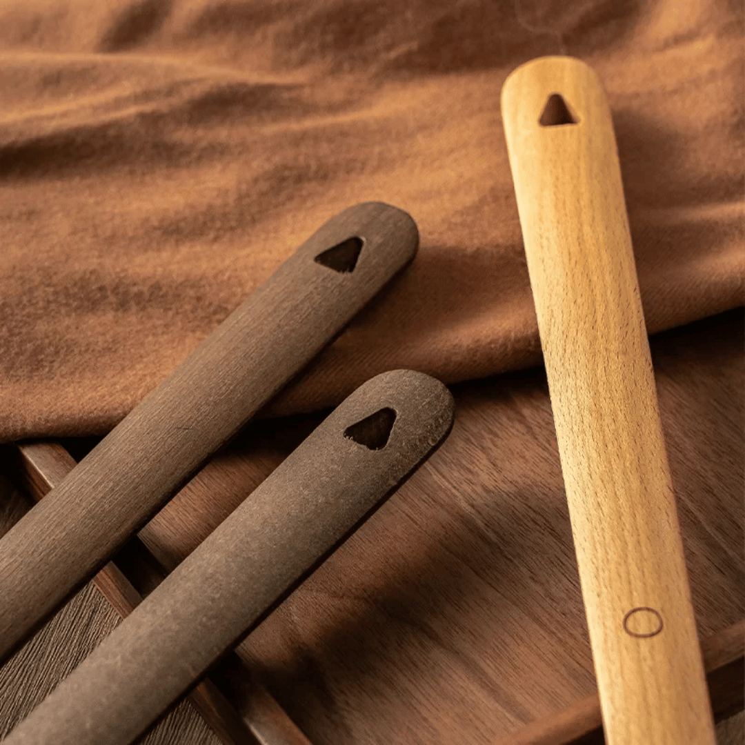 SLIPMORA – Hands Free Shoehorn for Convenient Daily Comfort