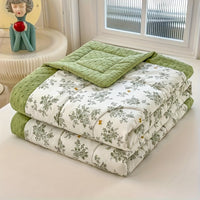 BLOOMCOOL – Lightweight Floral Summer Quilt for Breathable Sleep Comfort