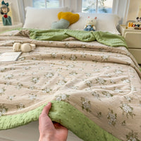 BLOOMCOOL – Lightweight Floral Summer Quilt for Breathable Sleep Comfort