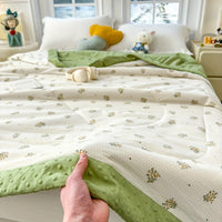 BLOOMCOOL – Lightweight Floral Summer Quilt for Breathable Sleep Comfort