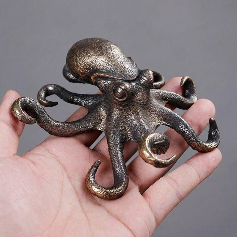 Artisan Copper Octopus Sculpture - Handcrafted Marine Décor for Ocean Lovers 5