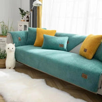 COUCHCLOUD – Plush sofa cover made of lambswool for warmth and protection 10