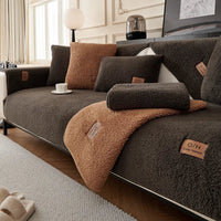 COUCHCLOUD – Plush sofa cover made of lambswool for warmth and protection 5