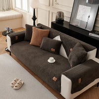 COUCHCLOUD – Plush sofa cover made of lambswool for warmth and protection 8