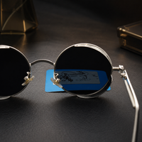 RETROSHADE – Vintage Sunglasses with Polarized UV400 Lenses