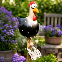 FRECHFEDER – Playful Garden Chicken Statue with Dancing Legs