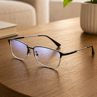 FOCALORA – Multifokale Brille für Nah-, Mittel- und Fernsicht