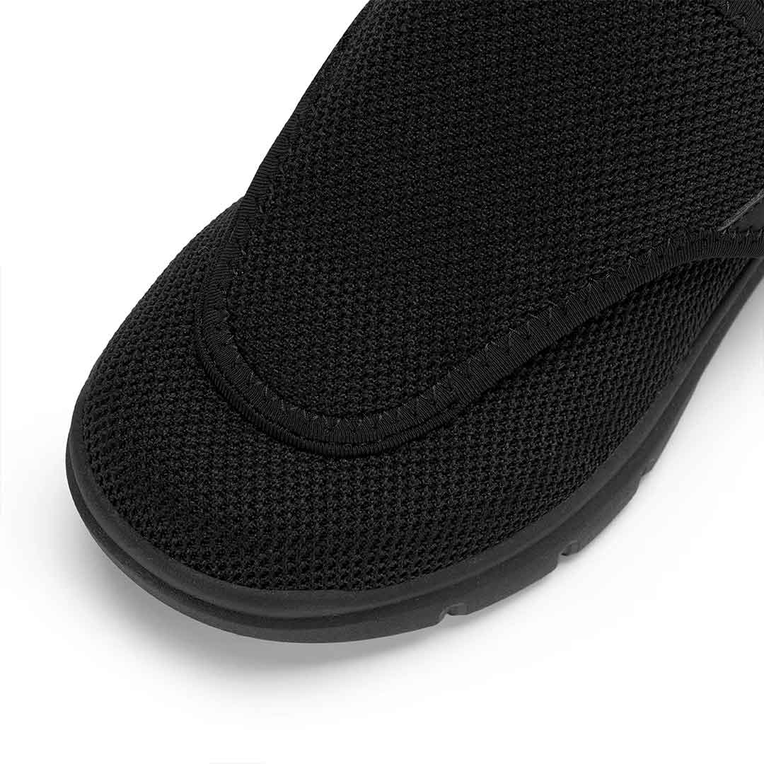 STEPGUARD – Adjustable Shoes for Reliable Everyday Comfort