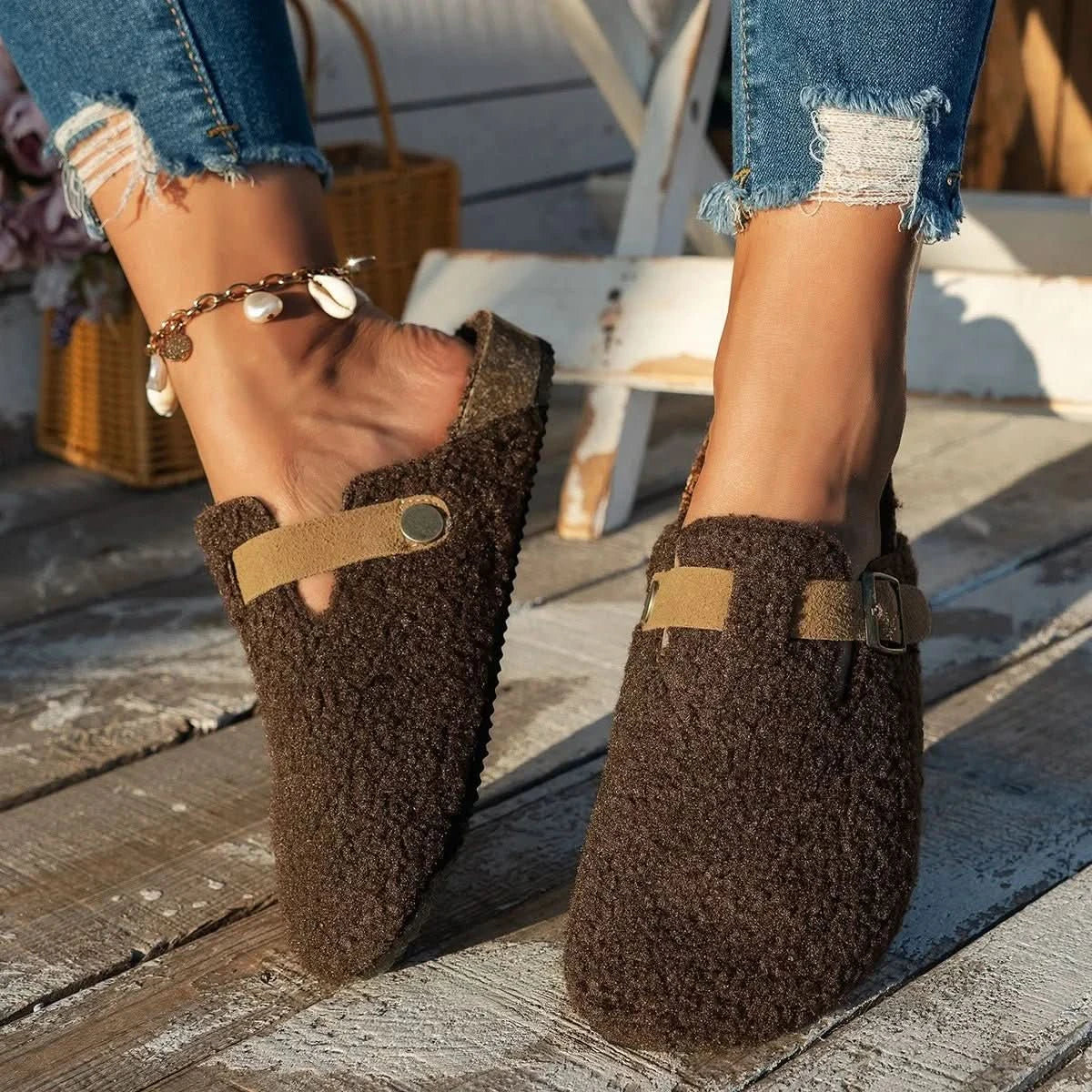 Contrortluxe - Sheep's Wool Slippers with Anti-Slip Sole for Cozy Winter Comfort 4