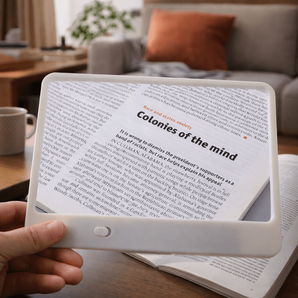 Effortless Reading Aid - 3x LED Magnifying Glass with Light for Clear Text 0