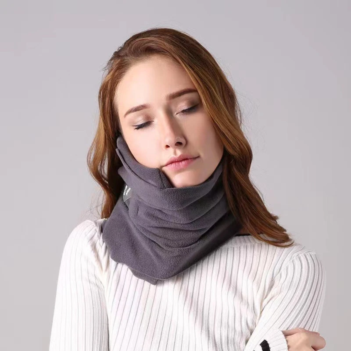 Ergonomic Travel Neck Pillow - Lightweight Support for Comfortable Journeys 0