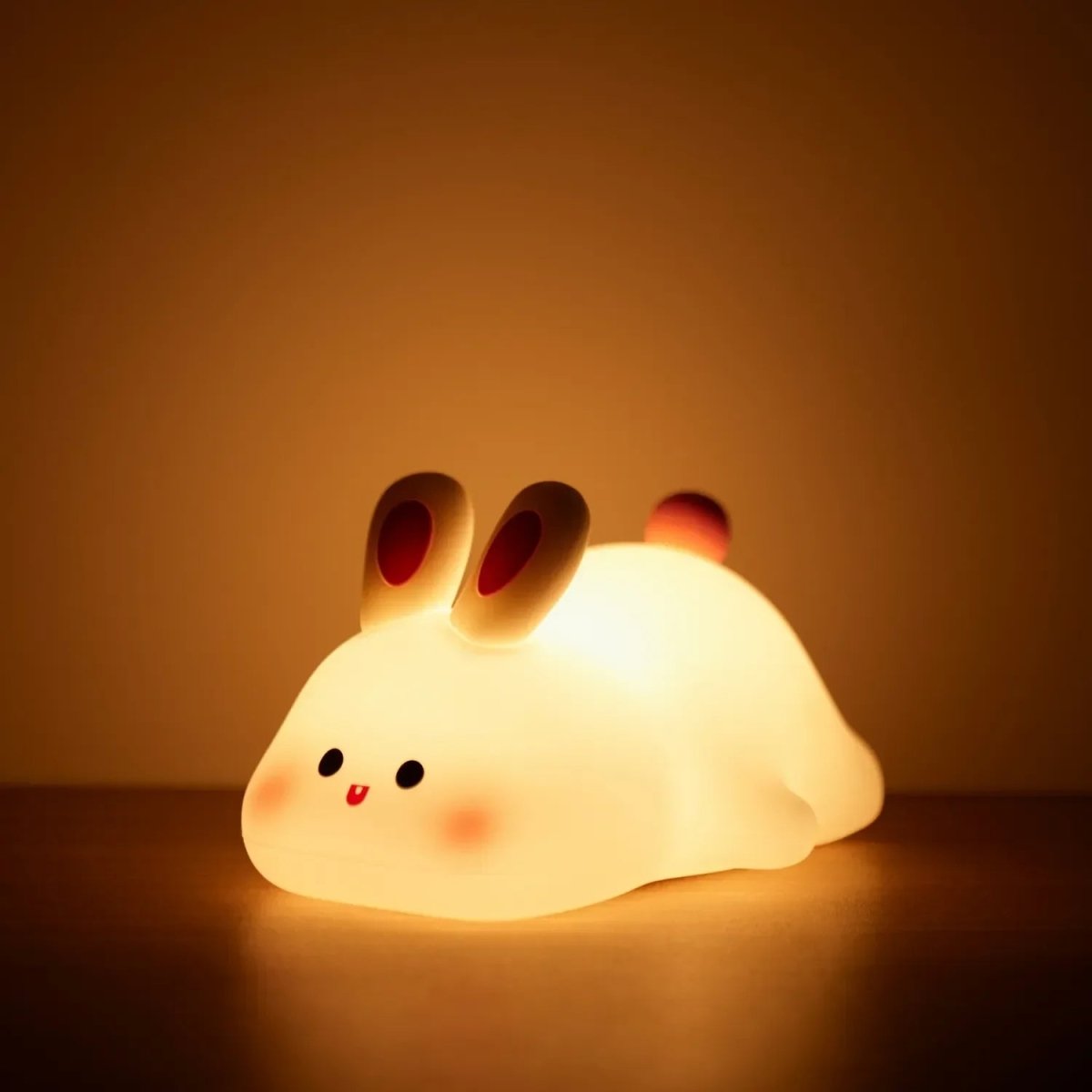 HAPPYTOT – BPA-free night light for cozy falling asleep and gentle light 5