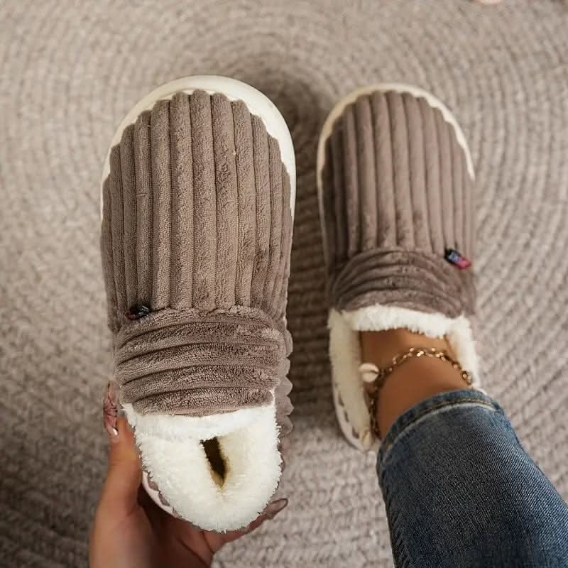 HeatSoft - Thermal Slippers with Vegan Fleece Lining for Ultimate Comfort 15