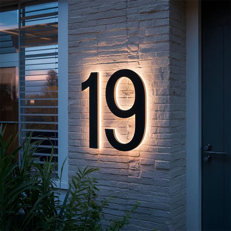 LICHTZEICHEN – Individually Customizable LED House Numbers for Modern Homes 2