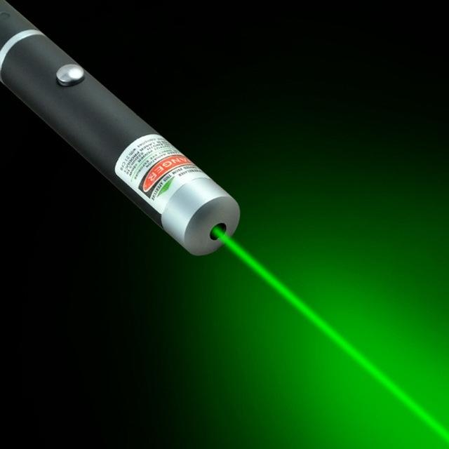 RAYLIX – Laserpointer mit großer Reichweite und lebendigen Mehrfarbenmodi