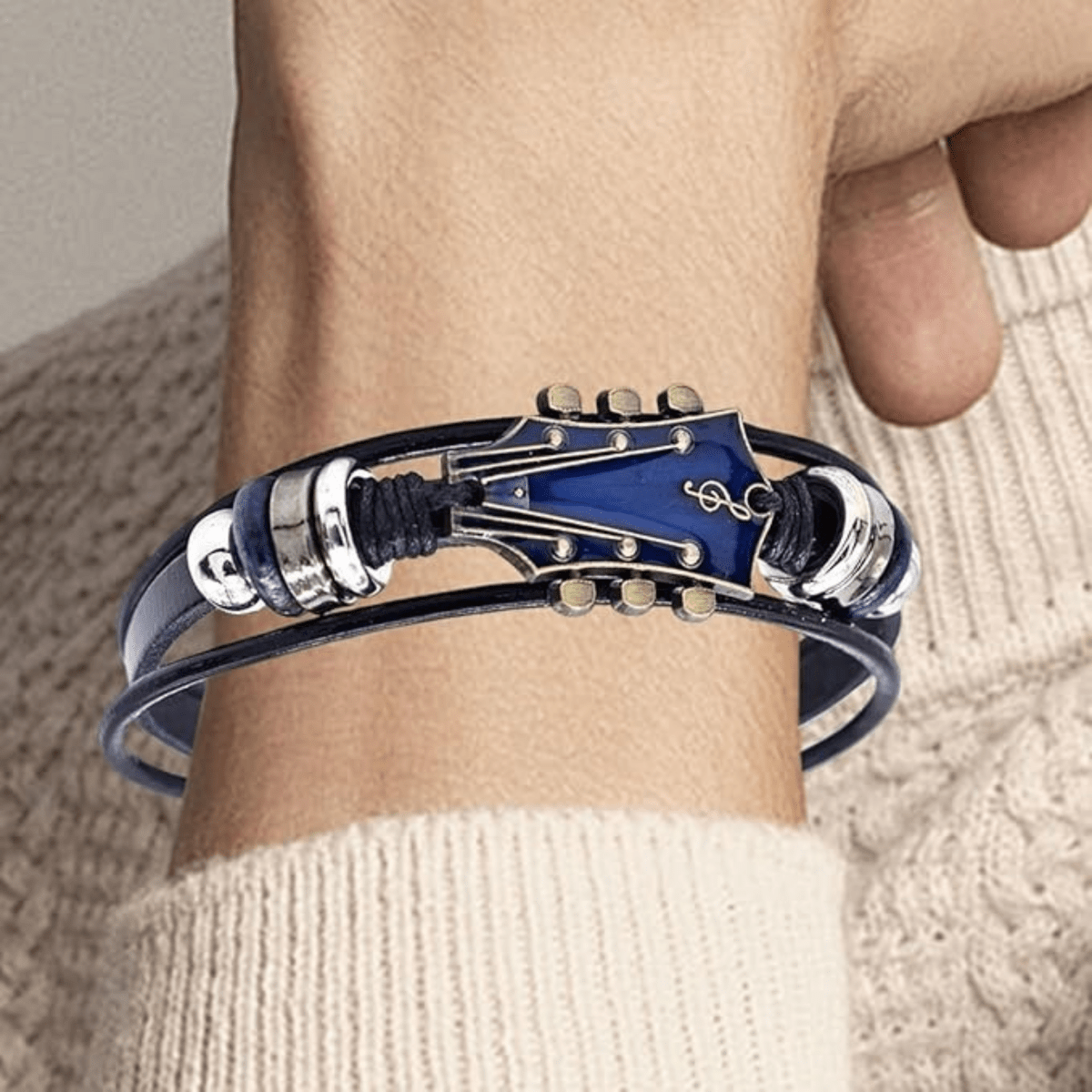 MUSIKSTRUM - Adjustable Men's Leather Bracelet with Guitar-Inspired Design 6
