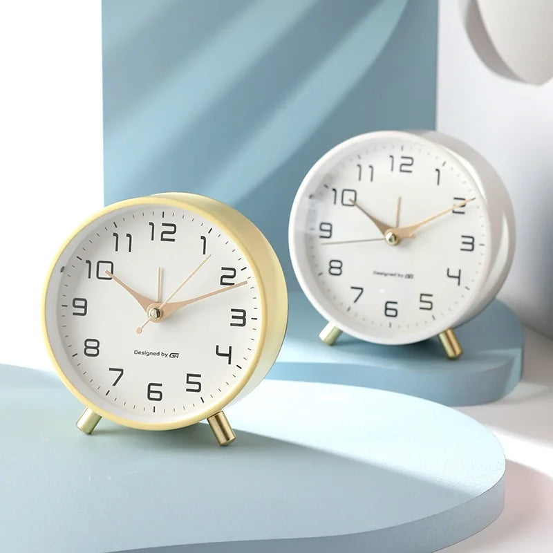 Modern Scandinavian Silent Table Clock 3