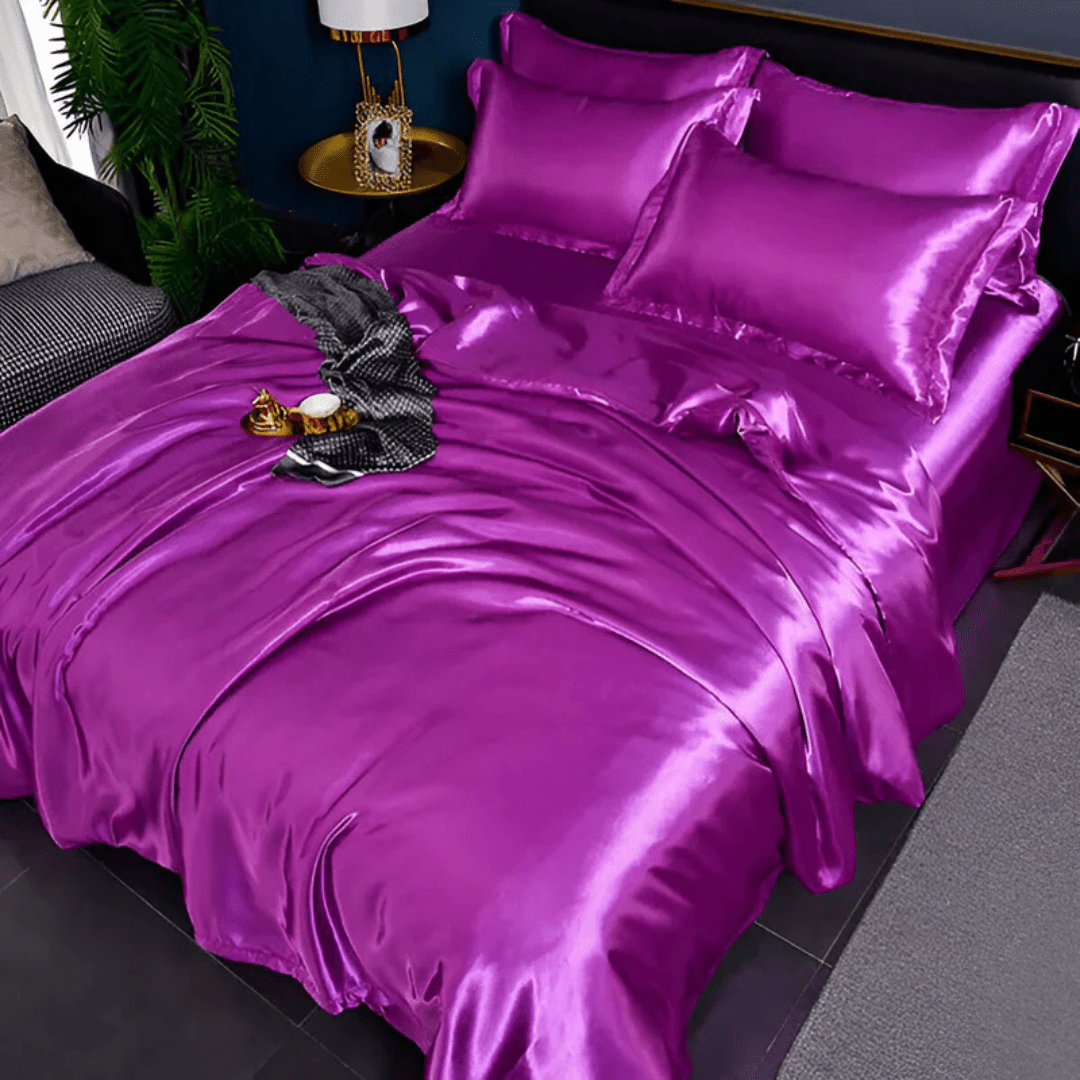 Premium Silk-Look Bed Set - Duvet Cover & Pillowcases for Year-Round Comfort 12