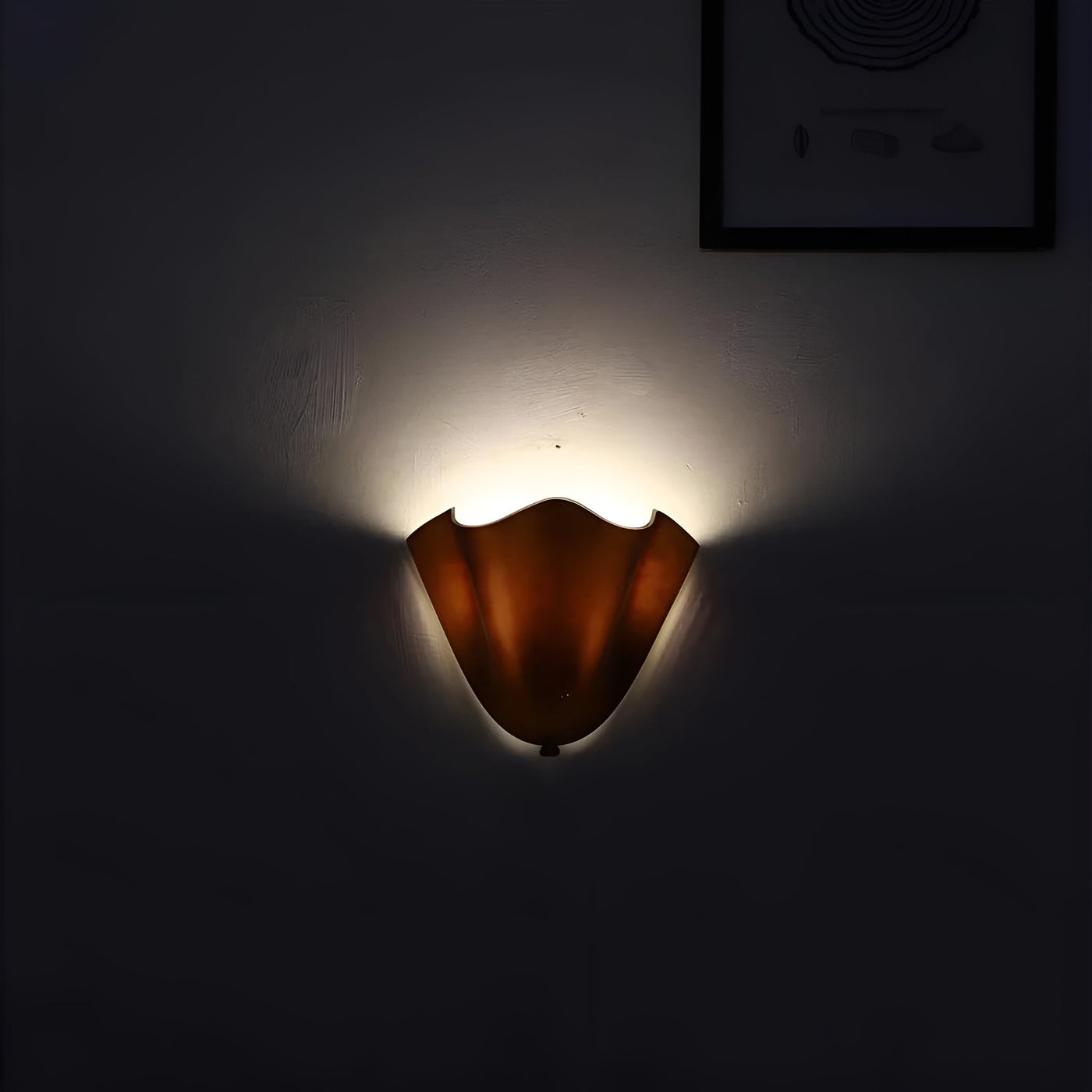 Retro Stained Glass Wall Sconce - Warm LED Light for Vintage Wall Lighting 2