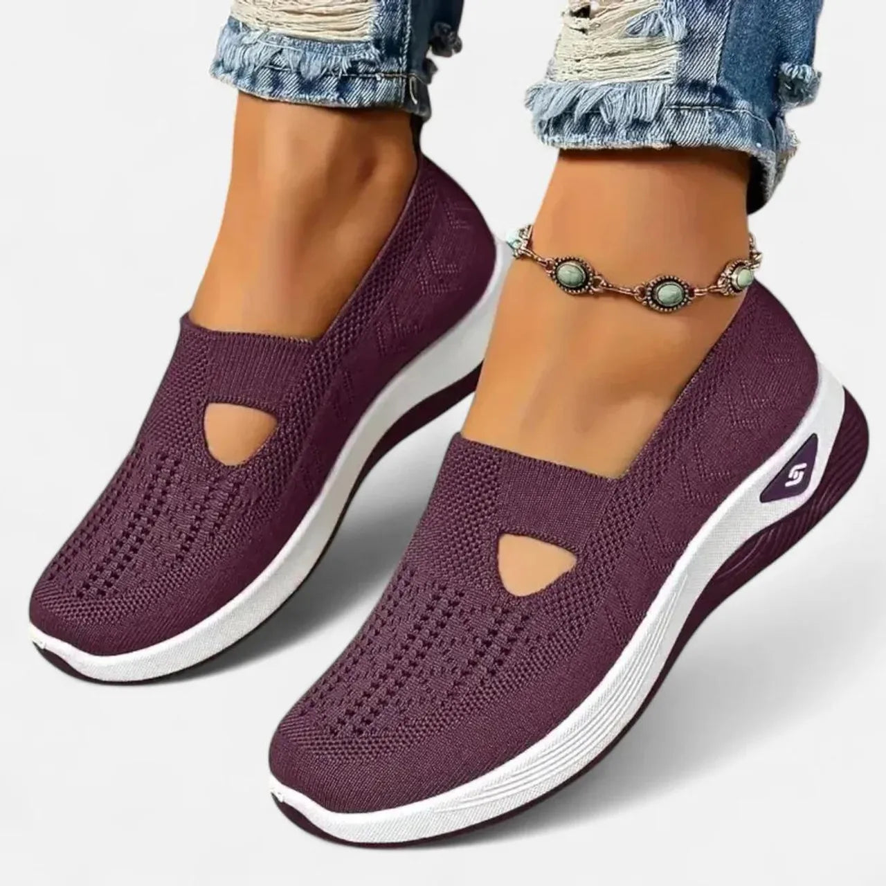 AIRLUNA – Breathable Mesh Slip Ons for Lightweight Daily Comfort