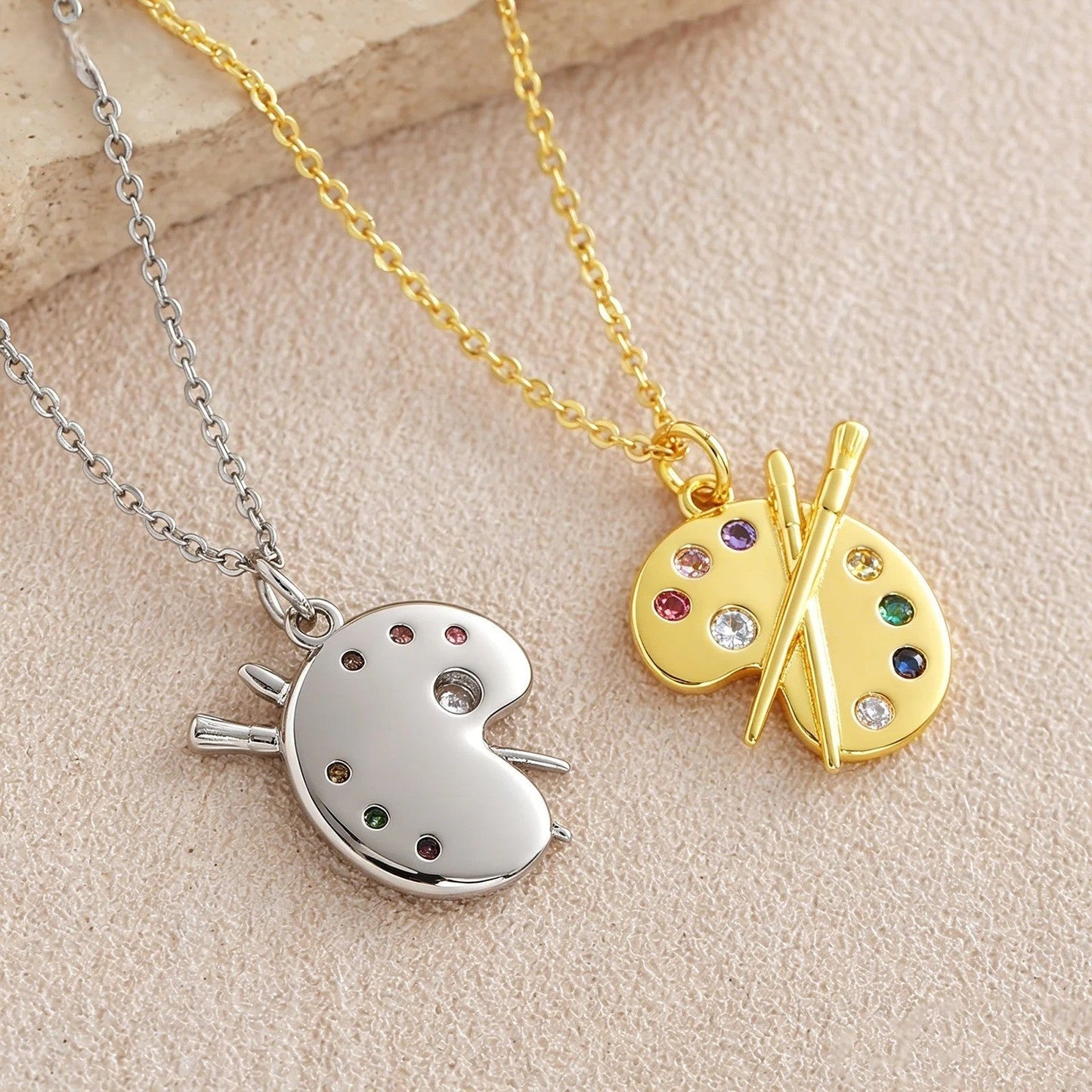 PALETTELUXE – Artist Palette Pendant Necklace with Gemstone Accent