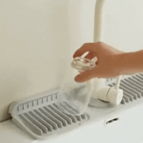 Silicone Sink Mat - Cuttable Sink Protector Mat with Quick Drain Design for Kitchen & Bathroom 1
