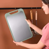 Stylish Double-Sided Chopping Board with Integrated Garlic Grinder & Non-Stick Surface 5