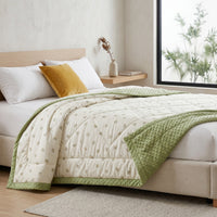 BLOOMCOOL – Floral Summer Quilt for Breathable Sleep