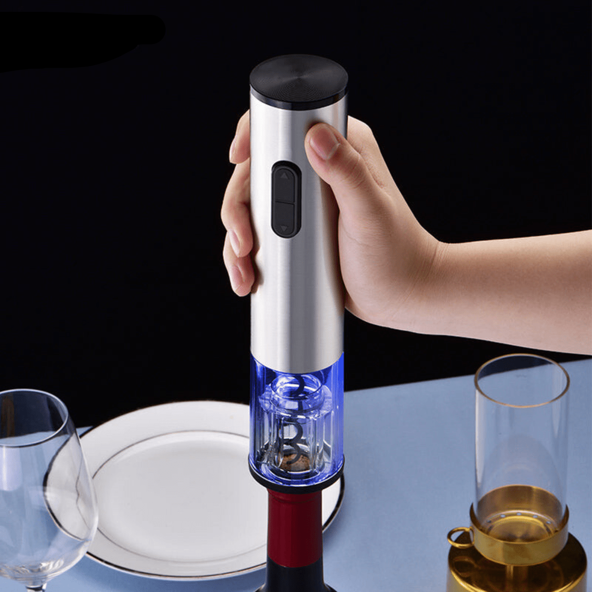 Vinolux - 4-in-1 Electric Wine Opener with Foil Cutter, Pourer & Vacuum Stopper 2