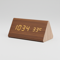 WoodSense LED wooden clock - Voice-controlled & stylish for every room 7
