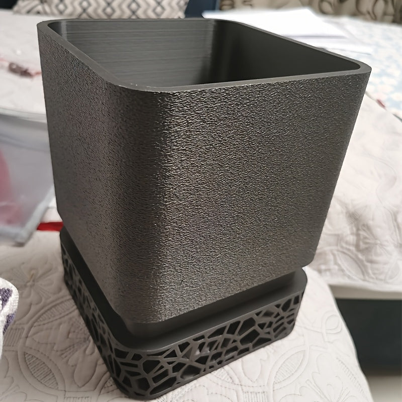 GEOPOT – Modern Geometric Planter with Drainage Tray for Clean Plant Display