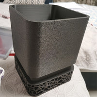 GEOPOT – Modern Geometric Planter with Drainage Tray for Clean Plant Display